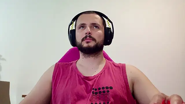 Snapshot of iurytx chatting on November 30, 2025, 10:54 pm iurytx online show from November 30, 2025, 10:54 pm