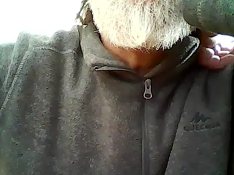 Snapshot of xcimeru chatting on February 6, 2026, 2:24 pm xcimeru online show from February 6, 2026, 2:24 pm