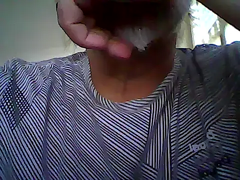 Snapshot of xcimeru chatting on May 26, 2026, 1:42 pm xcimeru online show from May 26, 2026, 1:42 pm