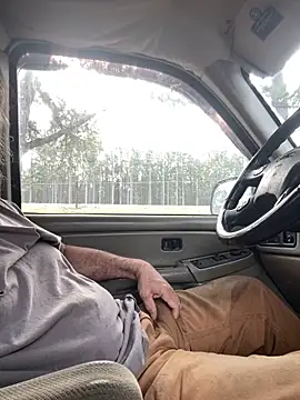 Snapshot of Themechanic420 chatting on March 10, 2026, 1:37 pm Themechanic420 online show from March 10, 2026, 1:37 pm