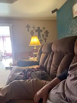 Snapshot of Themechanic420 chatting on February 3, 2025, 4:20 pm Themechanic420 online show from February 3, 2025, 4:20 pm