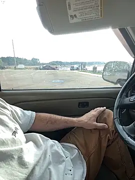 Snapshot of Themechanic420 chatting on March 1, 2026, 10:21 pm Themechanic420 online show from March 1, 2026, 10:21 pm