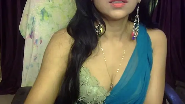 Snapshot of iam-moni2 chatting on May 6, 2026, 2:32 pm iam-moni2 online show from May 6, 2026, 2:32 pm