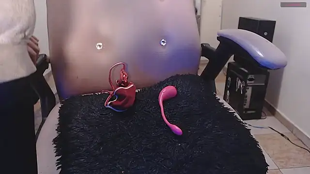 toxxxic cams online show from April 27, 2026, 6:55 am