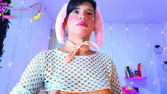 Ariel Femboy  online show from February 1, 2026, 4:00 am