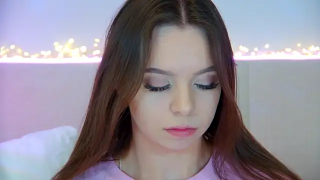 ElisabethDavis online show from March 16, 2025, 3:17 pm