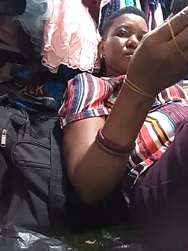 Hailey BaileyXYZ online show from February 16, 2026, 1:32 pm