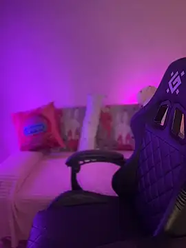 Your insomniya online show from December 2, 2025, 8:32 pm