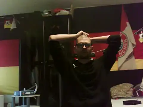 Snapshot of Die-geile-Sau chatting on March 16, 2025, 4:23 pm Die-geile-Sau online show from March 16, 2025, 4:23 pm