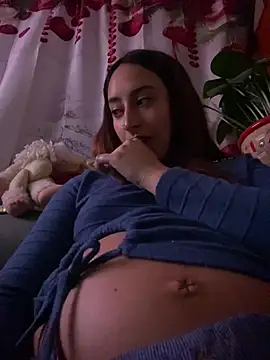 Vaiolet a online show from December 19, 2024, 1:50 am