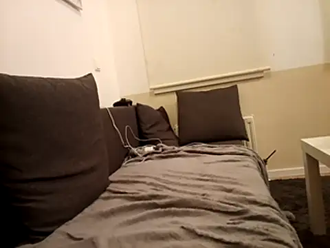 Snapshot of Ebinator666 chatting on February 4, 2025, 4:05 am Ebinator666 online show from February 4, 2025, 4:05 am