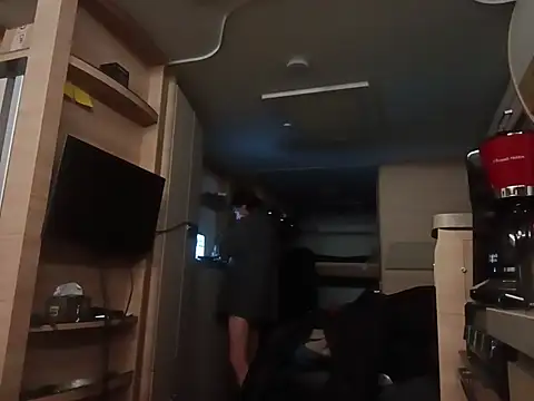 Snapshot of Ebinator666 chatting on December 17, 2025, 9:20 pm Ebinator666 online show from December 17, 2025, 9:20 pm