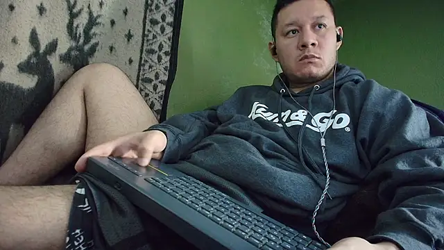 Snapshot of sweet_cock28 chatting on March 25, 2026, 3:55 pm sweet cock28 online show from March 25, 2026, 3:55 pm