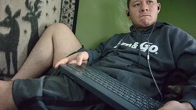 Snapshot of sweet_cock28 chatting on March 24, 2026, 3:34 pm sweet cock28 online show from March 24, 2026, 3:34 pm