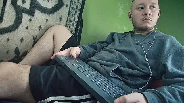 Snapshot of sweet_cock28 chatting on November 29, 2025, 3:34 pm sweet cock28 online show from November 29, 2025, 3:34 pm