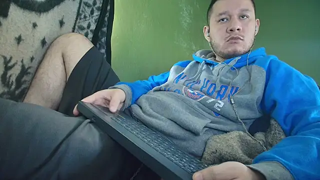 Snapshot of sweet_cock28 chatting on November 20, 2025, 3:34 pm sweet cock28 online show from November 20, 2025, 3:34 pm