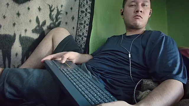 Snapshot of sweet_cock28 chatting on May 20, 2026, 3:20 pm sweet cock28 online show from May 20, 2026, 3:20 pm