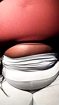 Snapshot of Thepanthera chatting on December 16, 2025, 4:44 pm Thepanthera online show from December 16, 2025, 4:44 pm