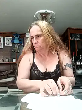 Snapshot of SeductionSilera chatting on November 14, 2025, 5:49 pm SeductionSilera online show from November 14, 2025, 5:49 pm