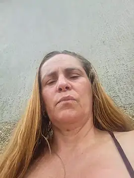 Snapshot of SeductionSilera chatting on September 22, 2025, 6:47 pm SeductionSilera online show from September 22, 2025, 6:47 pm