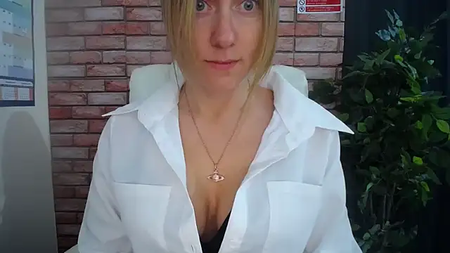 HarleyRebz online show from October 27, 2025, 8:04 am