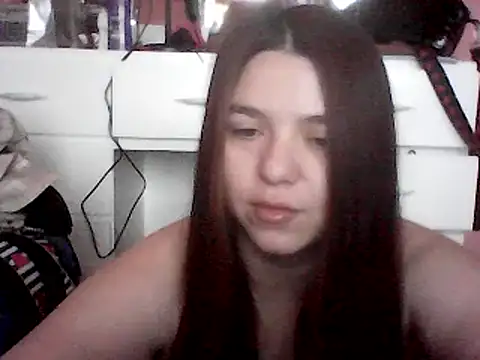 Snapshot of Oxitocina2000 chatting on December 2, 2024, 7:33 pm Oxitocina2000 online show from December 2, 2024, 7:33 pm