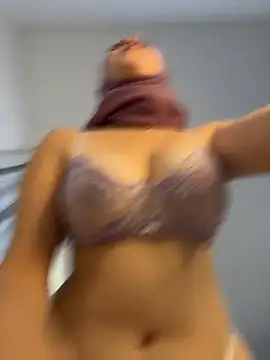 Snapshot of naughty__angel chatting on December 15, 2025, 11:16 am naughty angel online show from December 15, 2025, 11:16 am