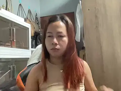 Snapshot of UrLove_Marga chatting on October 28, 2025, 9:58 pm UrLove Marga online show from October 28, 2025, 9:58 pm