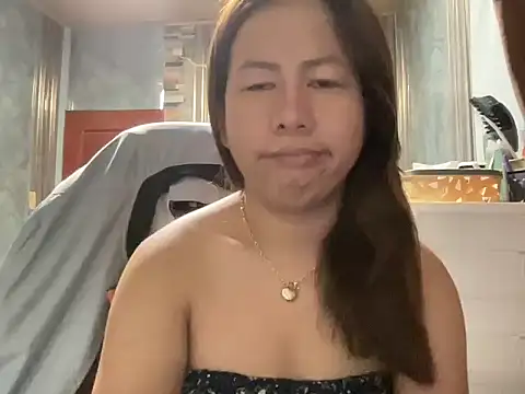 UrLove Marga online show from July 1, 2026, 9:59 pm