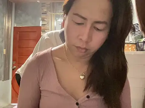 UrLove Marga online show from June 15, 2026, 11:37 pm