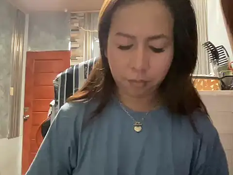 UrLove Marga online show from June 19, 2026, 11:09 pm