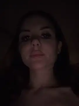 Snapshot of Alina_Vibe_Me chatting on March 23, 2025, 2:37 am Alina Vibe Me online show from March 23, 2025, 2:37 am