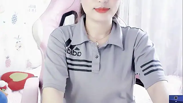 Snapshot of -R-Mai- chatting on December 4, 2024, 2:09 pm -R-Mai- online show from December 4, 2024, 2:09 pm