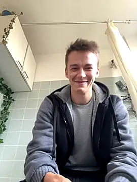 Snapshot of Toyjungee chatting on November 2, 2025, 11:15 am Toyjungee online show from November 2, 2025, 11:15 am