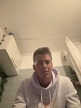 Snapshot of Toyjungee chatting on October 1, 2025, 10:02 pm Toyjungee online show from October 1, 2025, 10:02 pm