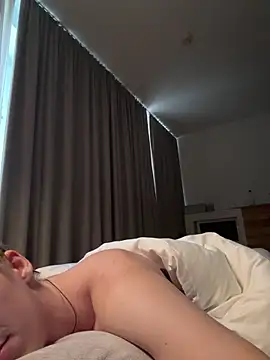 Snapshot of Toyjungee chatting on February 20, 2026, 9:11 am Toyjungee online show from February 20, 2026, 9:11 am