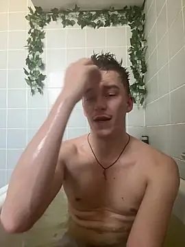 Snapshot of Toyjungee chatting on March 9, 2025, 1:48 pm Toyjungee online show from March 9, 2025, 1:48 pm