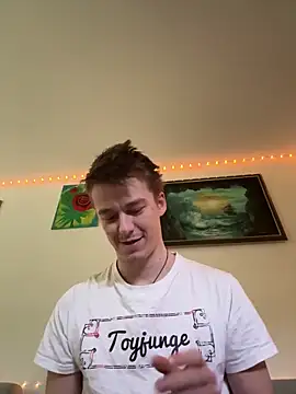 Snapshot of Toyjungee chatting on February 6, 2026, 10:11 am Toyjungee online show from February 6, 2026, 10:11 am