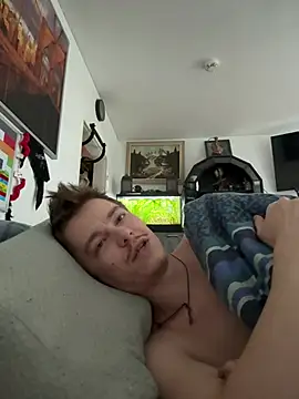 Snapshot of Toyjungee chatting on March 30, 2026, 7:43 am Toyjungee online show from March 30, 2026, 7:43 am