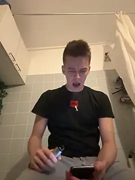 Snapshot of Toyjungee chatting on September 24, 2025, 6:14 pm Toyjungee online show from September 24, 2025, 6:14 pm