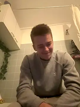 Snapshot of Toyjungee chatting on September 29, 2025, 12:06 am Toyjungee online show from September 29, 2025, 12:06 am