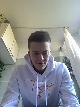 Snapshot of Toyjungee chatting on October 1, 2025, 9:14 am Toyjungee online show from October 1, 2025, 9:14 am