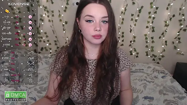 Snapshot of aliice_cutie chatting on February 11, 2025, 7:27 pm aliice cutie online show from February 11, 2025, 7:27 pm