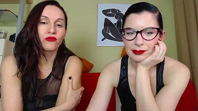 Snapshot of BDSMStars chatting on March 4, 2025, 2:32 pm BDSMStars online show from March 4, 2025, 2:32 pm