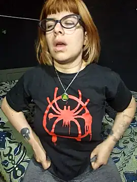 Snapshot of Carlafoxxx chatting on October 16, 2025, 6:49 pm Carlafoxxx online show from October 16, 2025, 6:49 pm