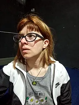 Snapshot of Carlafoxxx chatting on September 24, 2025, 1:28 pm Carlafoxxx online show from September 24, 2025, 1:28 pm