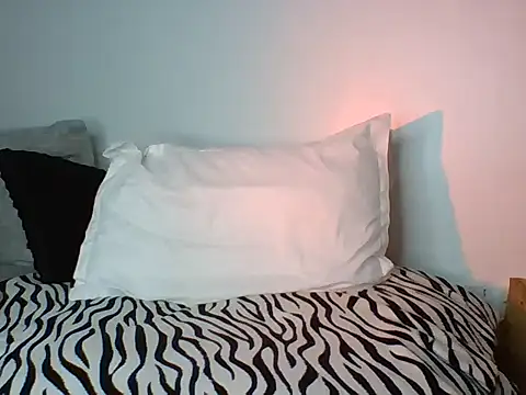 Snapshot of tashwaa chatting on February 28, 2026, 8:30 pm tashwaa online show from February 28, 2026, 8:30 pm