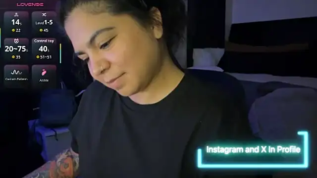 Snapshot of kimmiakiss22 chatting on October 13, 2025, 3:30 am kimmiakiss22 online show from October 13, 2025, 3:30 am