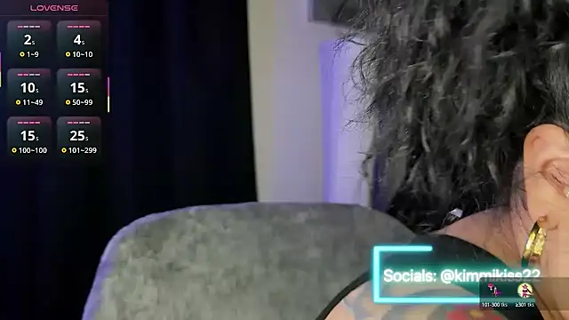 Snapshot of kimmiakiss22 chatting on October 4, 2025, 12:01 am kimmiakiss22 online show from October 4, 2025, 12:01 am