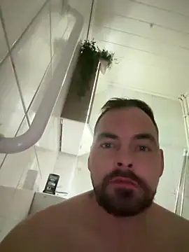 Snapshot of Marceliniho47 chatting on November 19, 2025, 12:10 am Marceliniho47 online show from November 19, 2025, 12:10 am